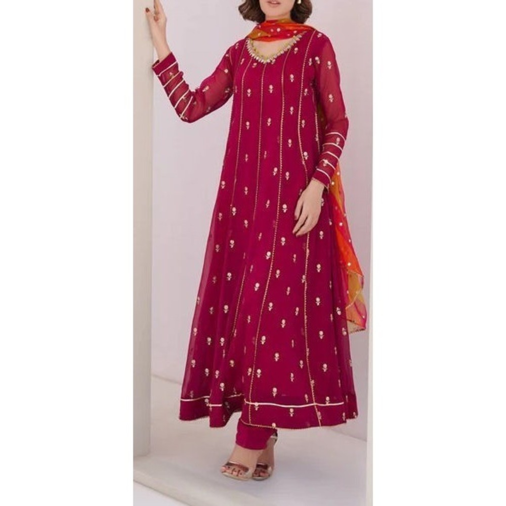 Ayesha‎ Closet Fajr 3pc A-Line Anarkali Kurta Set w/ Dupatta - Maroon - Small